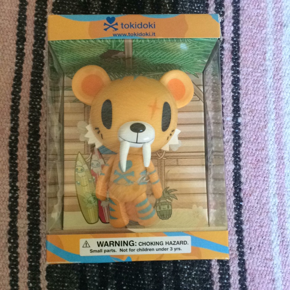 Tokidoki orange tiger strangeco vinyl figurine